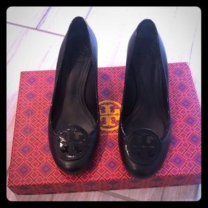 Like NEW, Tory Burch Wedges